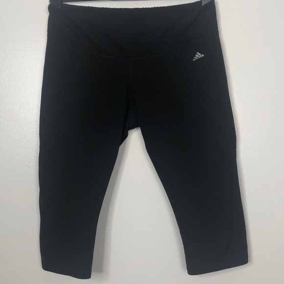 adidas Pants - Adidas Black Capri Athletic Pants Athleisure, Sz L